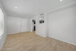 205 E District St, Tucson, AZ 85714 - Photo 9