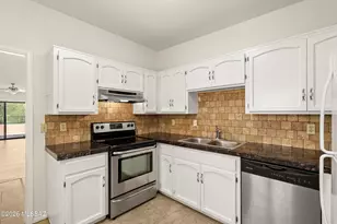 6224 N Rockglen Rd, Tucson, AZ 85704 - Photo 11