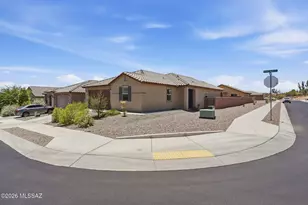 2231 W Desert Topaz Wy, Tucson, AZ 85742 - Photo 3