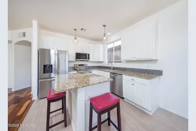3057 W Desert Glory Drive, Tucson, AZ 85745 - Photo 9