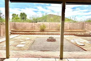 3057 W Desert Glory Dr, Tucson, AZ 85745 - Photo 5
