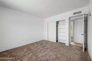 1427 E Silverlake Rd, Tucson, AZ 85713 - Photo 13