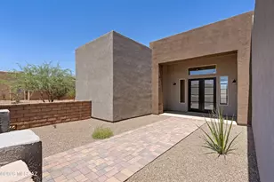 155 N Scenic Vista Dr, Sahuarita, AZ 85629 - Photo 5