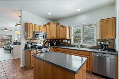 543 W Calle Sedillo, Sahuarita, AZ 85629 - Photo 13