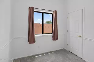 7226 E Chelsie Kaye Ln, Tucson, AZ 85730 - Photo 17
