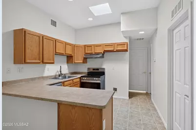7226 E Chelsie Kaye Lane, Tucson, AZ 85730 - Photo 9