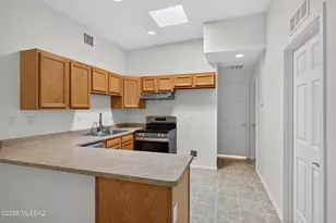 7226 E Chelsie Kaye Ln, Tucson, AZ 85730 - Photo 9