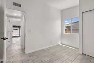 6978 N Asterion Ln, Tucson, AZ 85741 - Photo 11