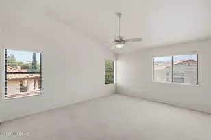 10060 N Pitchingwedge Ln, Tucson, AZ 85737 - Photo 21