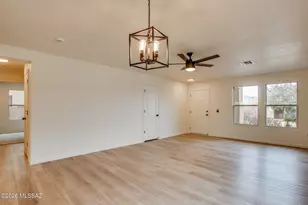 9410 E Grapevine Spring Pl, Tucson, AZ 85710 - Photo 15