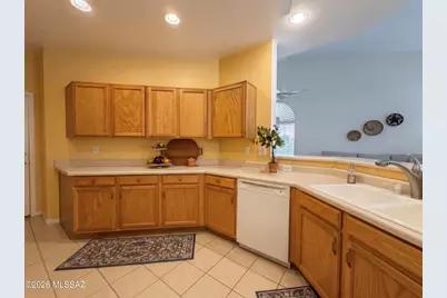13401 N Rancho Vistoso Boulevard #Unit 95, Oro Valley, AZ 85755 - Photo 17