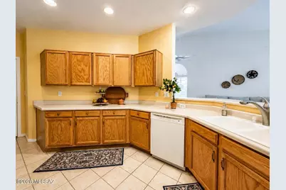 13401 N Rancho Vistoso Boulevard #Unit 95, Oro Valley, AZ 85755 - Photo 19