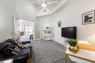 13401 N Rancho Vistoso Blvd, Oro Valley, AZ 85755 - Photo 11