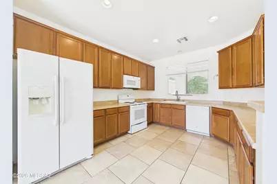 4646 W Calatrava Lane, Tucson, AZ 85742 - Photo 7