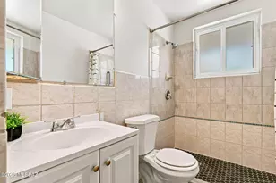 8261 E Kenyon Dr, Tucson, AZ 85710 - Photo 25