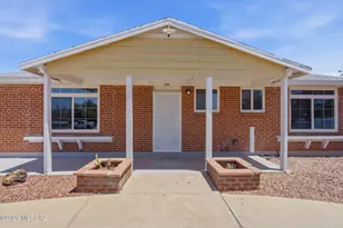 8261 E Kenyon Dr, Tucson, AZ 85710 - Photo 5