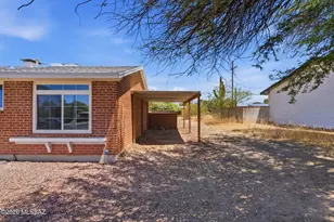8261 E Kenyon Dr, Tucson, AZ 85710 - Photo 29