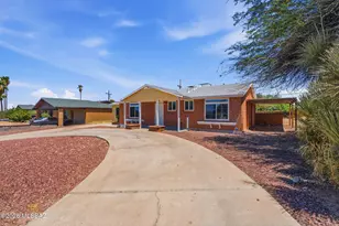 8261 E Kenyon Dr, Tucson, AZ 85710 - Photo 5