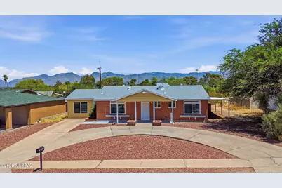 8261 E Kenyon Drive, Tucson, AZ 85710 - Photo 3