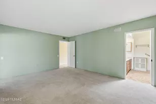 730 W Camino Iturbide, Green Valley, AZ 85622 - Photo 11