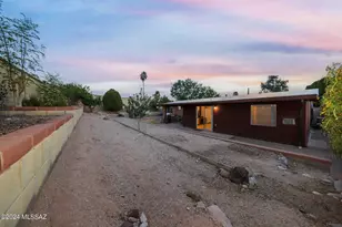 9789 E Burnett St, Tucson, AZ 85730 - Photo 27