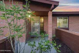 9789 E Burnett St, Tucson, AZ 85730 - Photo 3