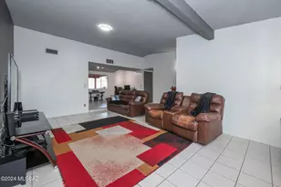9789 E Burnett St, Tucson, AZ 85730 - Photo 11