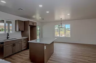 8457 S Kiva Dr, Safford, AZ 85546 - Photo 9