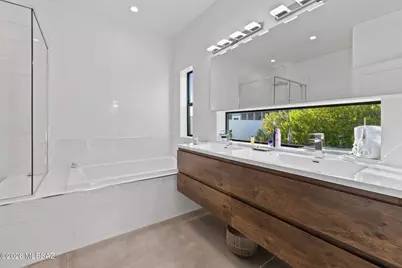 236 W University Boulevard, Tucson, AZ 85705 - Photo 29