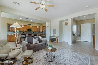 2051 W Demetrie Canyon Drive, Green Valley, AZ 85622 - Photo 9
