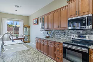 2051 W Demetrie Canyon Dr, Green Valley, AZ 85622 - Photo 13