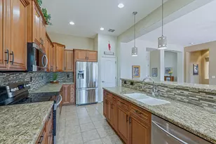 2051 W Demetrie Canyon Dr, Green Valley, AZ 85622 - Photo 11