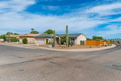 8999 E Fairway Groves Drive, Tucson, AZ 85730 - Photo 1