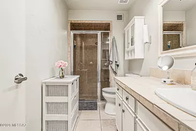 158 W Los Robles, Green Valley, AZ 85614 - Photo 27