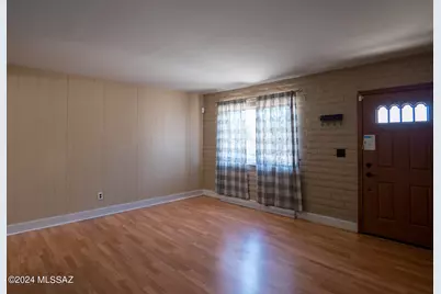 6570 E Nicaragua Drive, Tucson, AZ 85730 - Photo 3