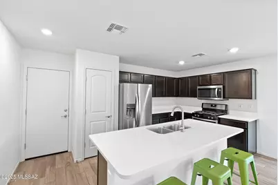 1008 E Descent Street, Tucson, AZ 85719 - Photo 11