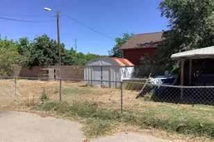 502 W 3rd St, Bowie, AZ 85605 - Photo 29