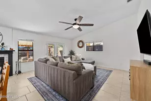 10209 E Foxmoor Dr, Tucson, AZ 85748 - Photo 9