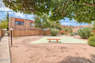 2875 N Tucson Blvd, Tucson, AZ 85716 - Photo 25