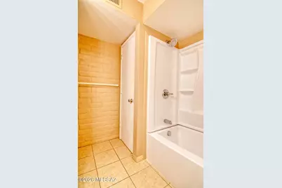 2875 N Tucson Boulevard #44, Tucson, AZ 85716 - Photo 3