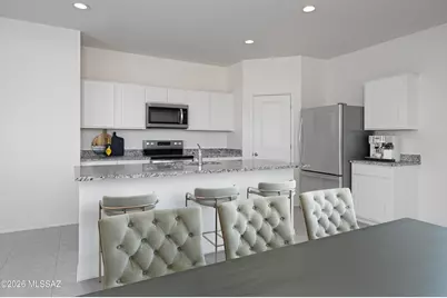 6766 W Starwash Loop W, Tucson, AZ 85757 - Photo 11