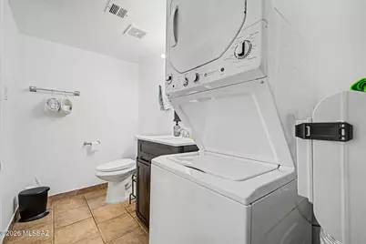 1620 N Wilmot Road #UNIT E141, Tucson, AZ 85712 - Photo 15