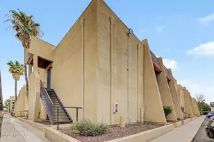 1620 N Wilmot Rd, Tucson, AZ 85712 - Photo 1
