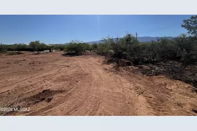 15813 N Twin Lakes Drive, Tucson, AZ 85739 - Photo 3