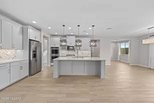 1121 E Silver Ray Dr, Oro Valley, AZ 85737 - Photo 11