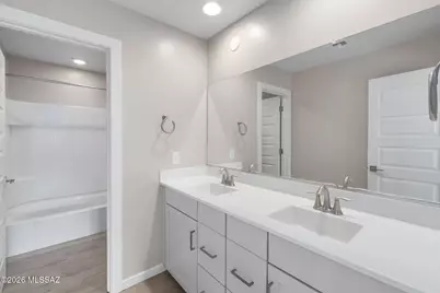 1121 E Silver Ray Drive, Oro Valley, AZ 85737 - Photo 25