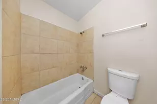 7357 E Princeton Dr, Tucson, AZ 85710 - Photo 17