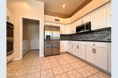 10123 N Alder Spring Drive, Oro Valley, AZ 85737 - Photo 13