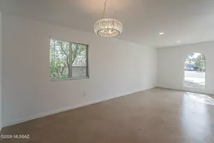 8707 E Wallen Ridge Dr, Tucson, AZ 85710 - Photo 9