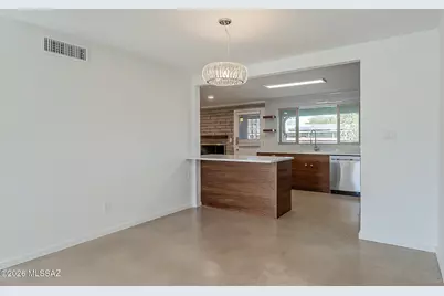 8707 E Wallen Ridge Drive, Tucson, AZ 85710 - Photo 7